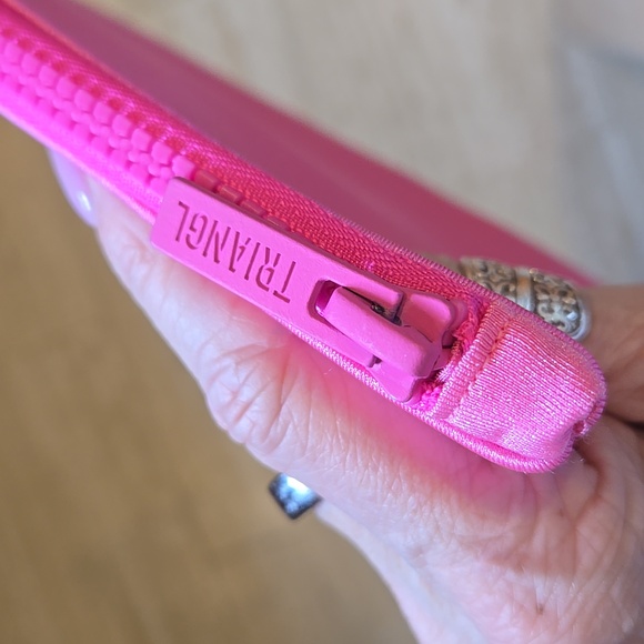 TRIANGL Pink Neoprene Zipper Bag - Picture 3 of 7